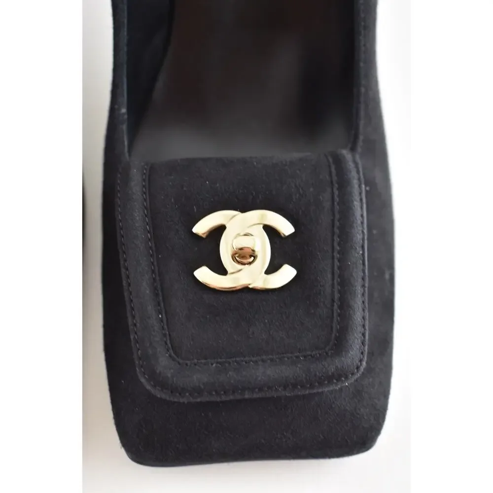 Chanel 26S Blazy Black Suede Square Toe Turnlock Gold CC Logo Block Heel Pump 38